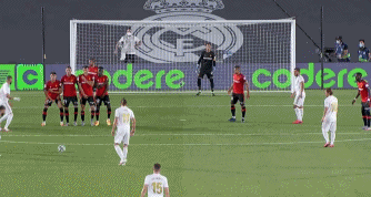 梅西：我从来都不在意进球助攻数据；希望能参加下届世界杯