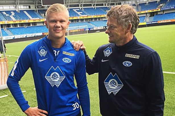 足球世界杯新晋黑马诞生，打法凶猛引世界关注（世界杯新黑马横空出世，强悍打法引发全球瞩目）