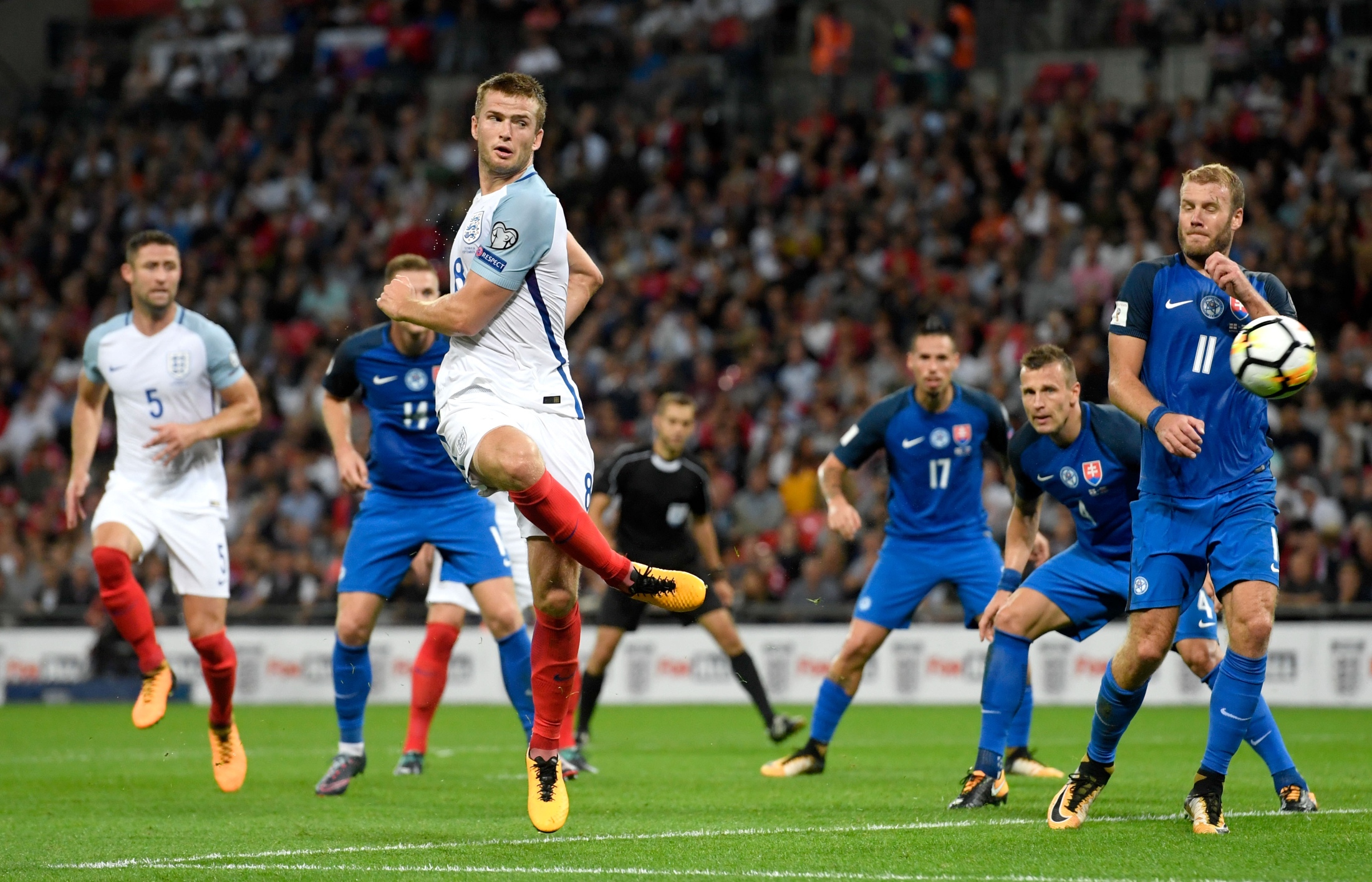 篮协发布声明：严厉打击针对女篮教练员和运动员的AI造谣行为