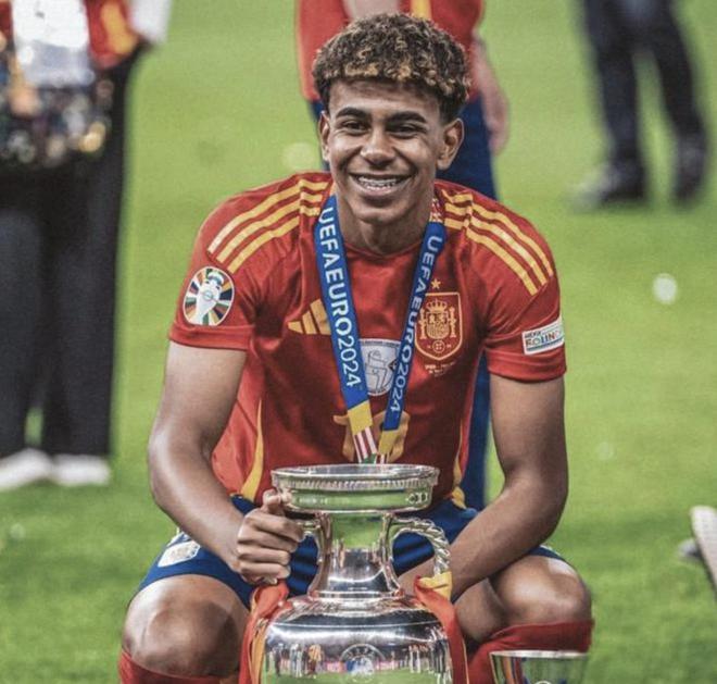 日职乙前瞻：爱媛FC提前降级，熊本深红客战能力糟糕